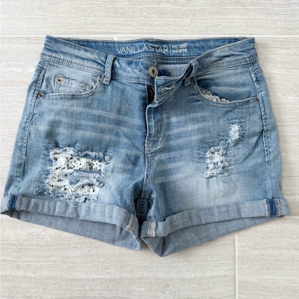 Vanilla Star Shorts Size 9 Womens Cuffed Mid-Rise Medium Wash Blue Denim-Juniors